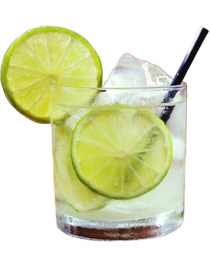 cocktail caipirinha